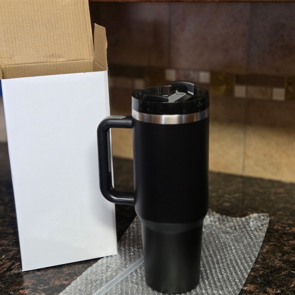 40 oz Insulated Tumbler with Handle & Straw | Stanley-Style | BPA Free - Picture 6 of 7